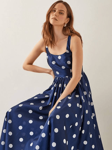 How to Select Comfortable Dresses Without Compromising Style